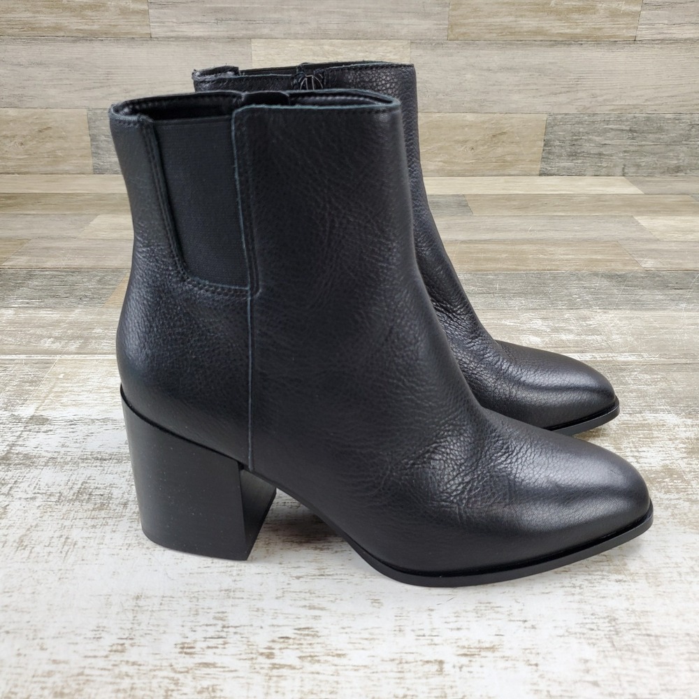 Vionic Vynn Womens Ankle Booties Sz 8 M Black Leather Plain Toe Block Heel